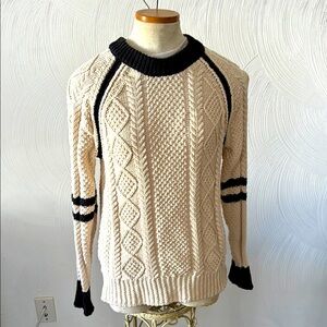 LL BEAN Signature series Cable-knit/ Fisherman's Sweater L